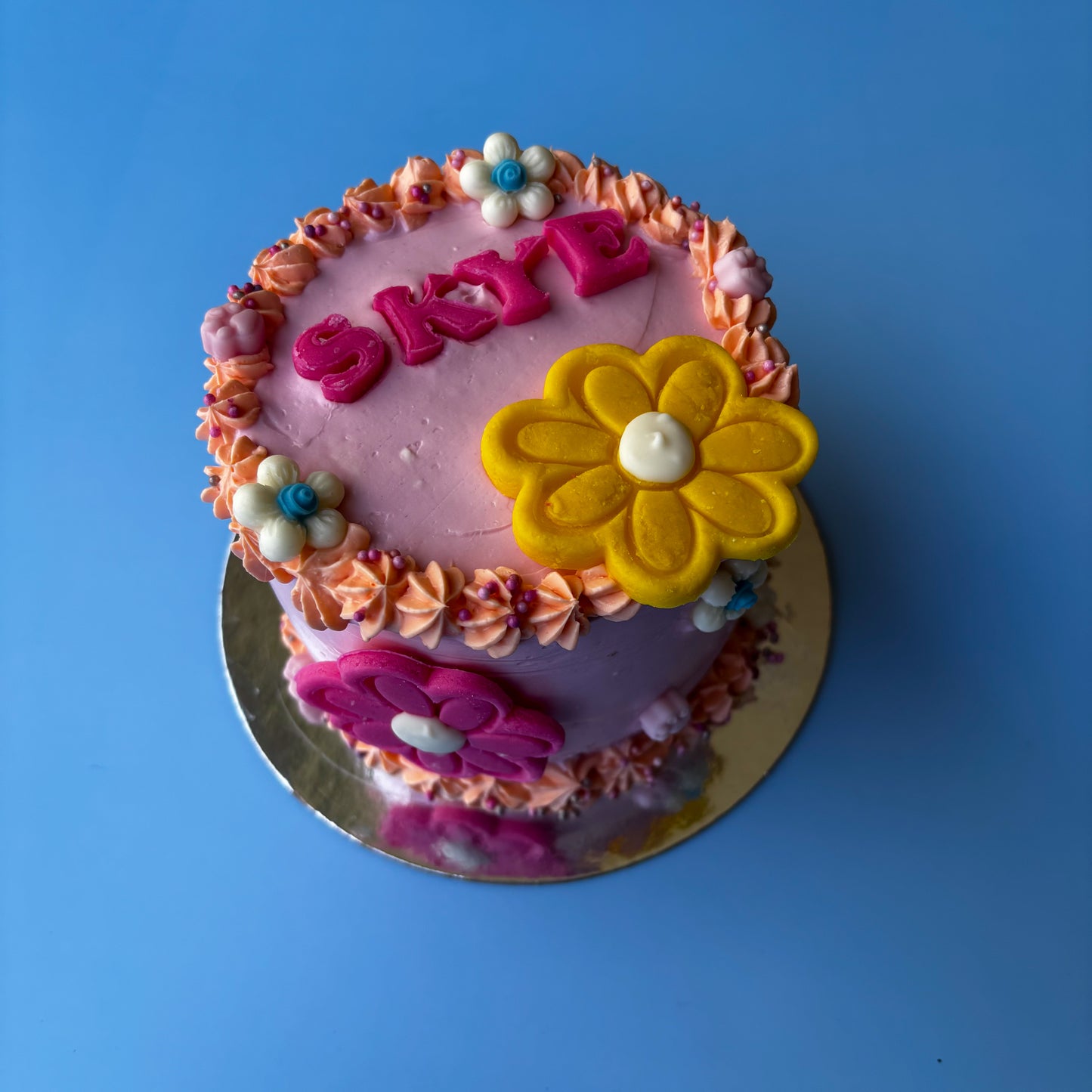 Flower Power Pawty Cake